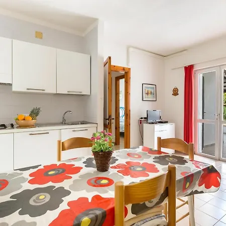 Solemare Apartman *
